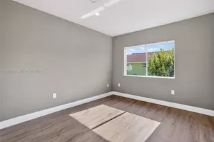 7995 NW 8th St, Miami, FL 33126 - Photo 19