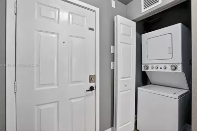 7995 NW 8th St #100C, Miami, FL 33126 - Photo 3