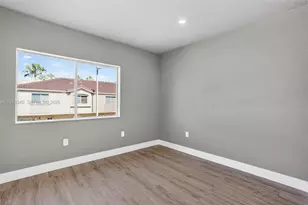7995 NW 8th St, Miami, FL 33126 - Photo 23
