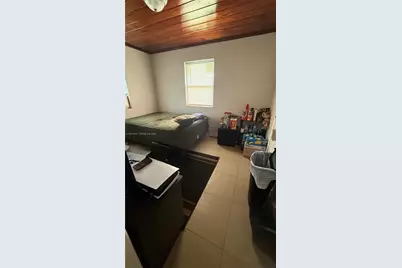 1334 NW 6th Ave, Florida City, FL 33034 - Photo 9