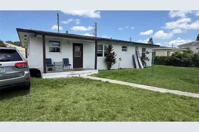 1334 NW 6th Ave, Florida City, FL 33034 - Photo 1