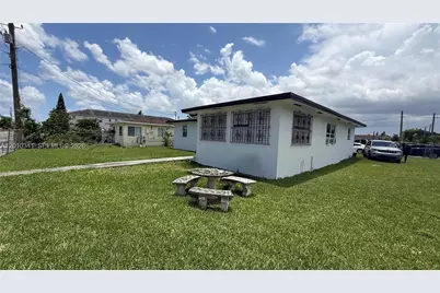 1334 NW 6th Ave, Florida City, FL 33034 - Photo 3
