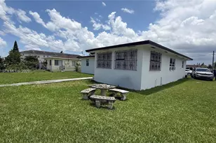 1334 NW 6th Ave, Florida City, FL 33034 - Photo 3