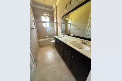 9751 Lakeview Ln, Parkland, FL 33076 - Photo 27
