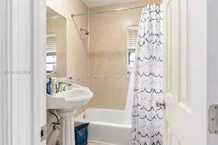 491 NW 108th Terrace, Miami, FL 33168 - Photo 15