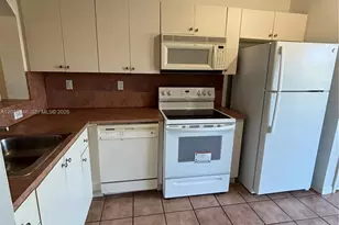3395 NE 10th St, Homestead, FL 33033 - Photo 5