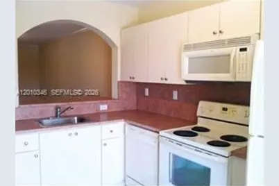 3395 NE 10th St #103, Homestead, FL 33033 - Photo 3