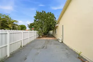1615 SW 137th Pl, Miami, FL 33175 - Photo 23