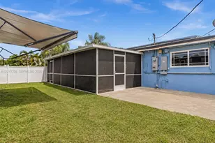 4301 NW 185th St, Miami Gardens, FL 33055 - Photo 23