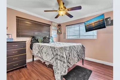 4301 NW 185th St, Miami Gardens, FL 33055 - Photo 15