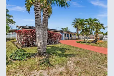 4301 NW 185th St, Miami Gardens, FL 33055 - Photo 25