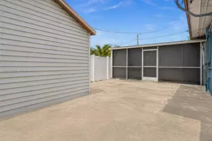 4301 NW 185th St, Miami Gardens, FL 33055 - Photo 23