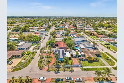 4301 NW 185th St, Miami Gardens, FL 33055 - Photo 29