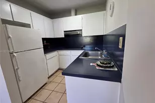 11035 SW 56th St, Miami, FL 33165 - Photo 5