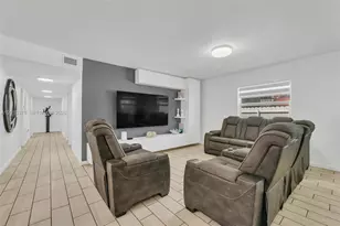 2762 NW 9th Ct, Fort Lauderdale, FL 33311 - Photo 9