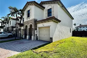 8681 NW 98th Ave, Doral, FL 33178 - Photo 3