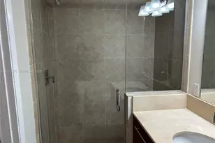 2681 N Flamingo Rd, Sunrise, FL 33323 - Photo 9