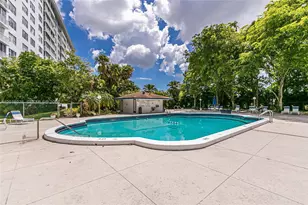 3800 Hillcrest Dr, Hollywood, FL 33021 - Photo 29