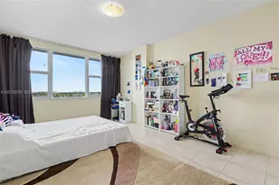 3800 Hillcrest Dr, Hollywood, FL 33021 - Photo 19