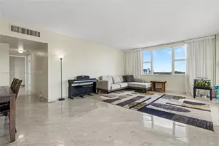 3800 Hillcrest Dr, Hollywood, FL 33021 - Photo 7