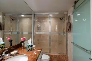 5600 Collins Ave, Miami Beach, FL 33140 - Photo 23