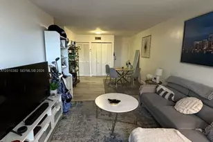 8261 NW 8th St, Miami, FL 33126 - Photo 5
