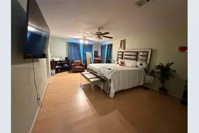 404 NW 112th Ave, Coral Springs, FL 33071 - Photo 17