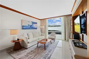 6801 Collins Ave, Miami Beach, FL 33141 - Photo 9