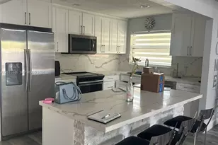 7506 NW 33rd St, Lauderhill, FL 33319 - Photo 5