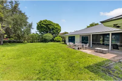 712 Pine Lake Dr, Delray Beach, FL 33445 - Photo 15