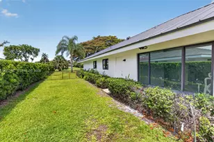 712 Pine Lake Dr, Delray Beach, FL 33445 - Photo 11