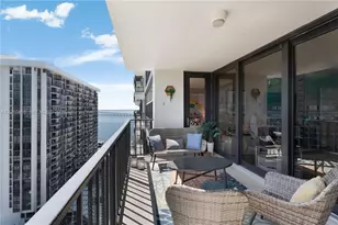 1901 Brickell Ave, Miami, FL 33129 - Photo 3