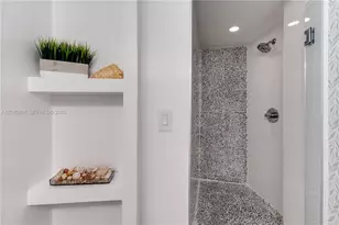 1901 Brickell Ave, Miami, FL 33129 - Photo 19