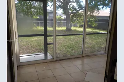 316 NE 7  Street, Cape Coral, FL 33909 - Photo 27