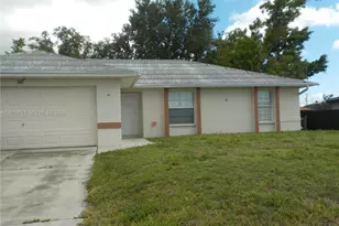 316 NE 7th St, Cape Coral, FL 33909 - Photo 1
