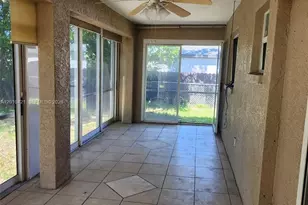 316 NE 7th St, Cape Coral, FL 33909 - Photo 17