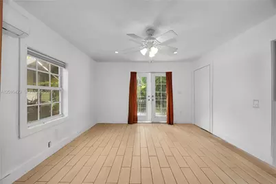 650 NE 76th St, Miami, FL 33138 - Photo 51
