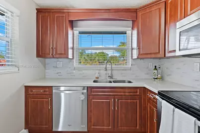 4119 Coral Springs Dr #C6, Coral Springs, FL 33065 - Photo 13