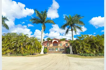 20455 SW 154th Ave, Miami, FL 33187 - Photo 1