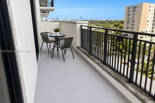 888 S Douglas Rd, Coral Gables, FL 33134 - Photo 7