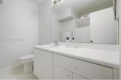 2132 Bahia Ln, Weston, FL 33327 - Photo 15