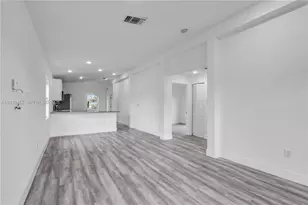 763 NW 80th St, Miami, FL 33150 - Photo 11