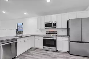 763 NW 80th St, Miami, FL 33150 - Photo 3
