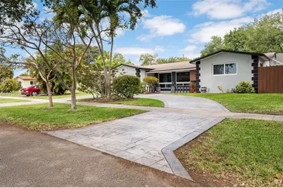 5421 Buchanan St, Hollywood, FL 33021 - Photo 3