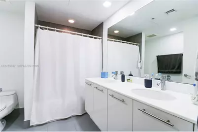 92 SW 3rd St #2808, Miami, FL 33130 - Photo 7