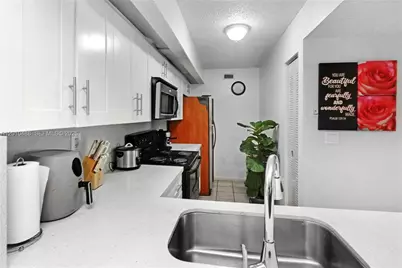 8640 SW 212th St #303, Cutler Bay, FL 33189 - Photo 17