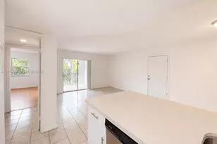 8640 SW 212th St, Cutler Bay, FL 33189 - Photo 9