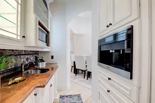 16740 Berkshire Ct, Southwest Ranches, FL 33331 - Photo 11