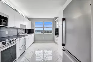 2851 NE 183rd St, Aventura, FL 33160 - Photo 3