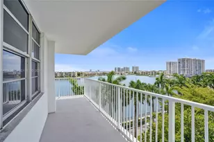 2851 NE 183rd St, Aventura, FL 33160 - Photo 31